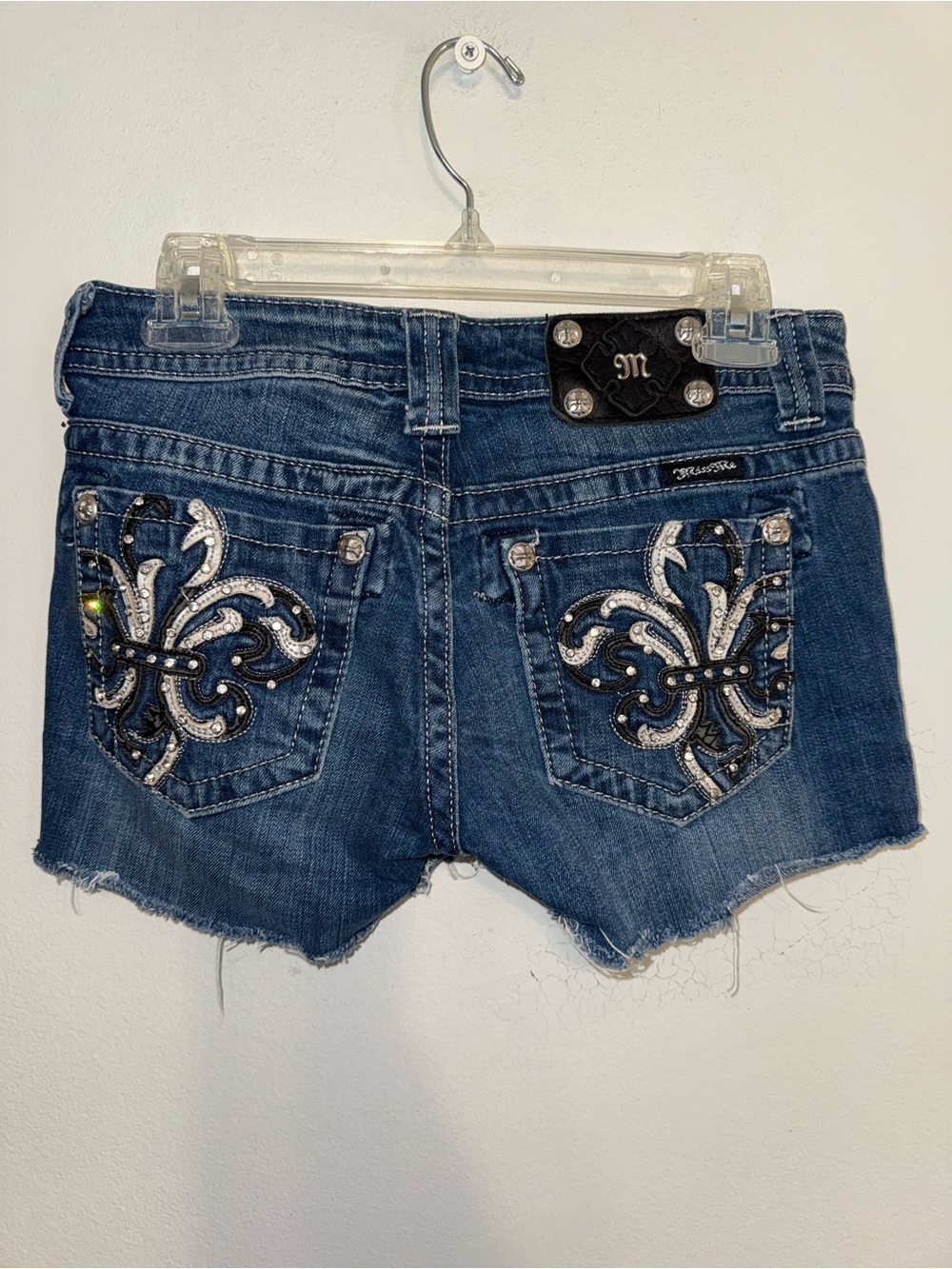 Miss Me Jean Cut Off Shorts JP6073B Boot Size 28 Embellished Pocket